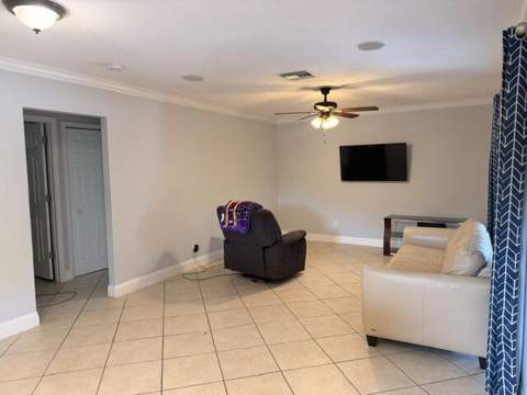 1983 Juno Road, North Palm Beach FL - photo 6 of 15