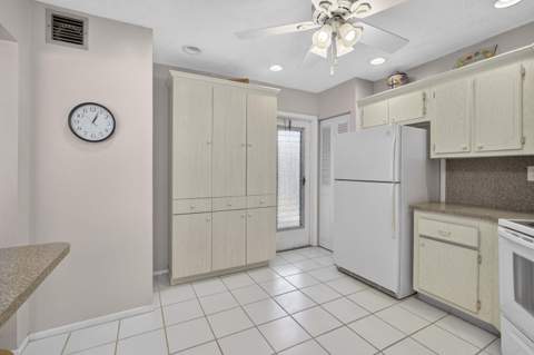 3 Greenway Vlg #210, Royal Palm Beach FL - photo 20 of 55