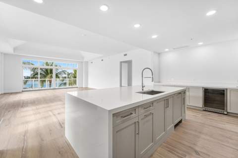 180 Lake Drive #2204, Palm Beach Shores FL - photo 10 of 42