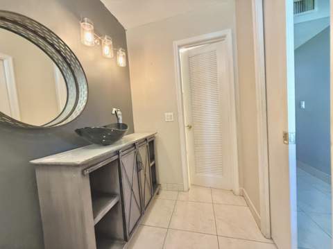 220 Country Lane #A, Boynton Beach FL - photo 12 of 20