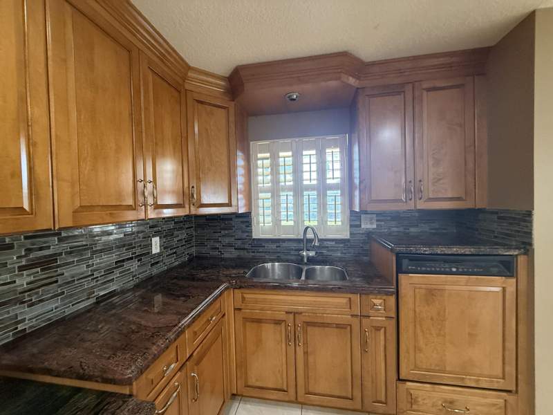 2 bedroom Condominium at 220 Country Lane #A, Pine Point Villas Condo, Boynton Beach — photo 5