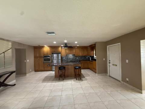 220 Country Lane #A, Boynton Beach FL - photo 6 of 20