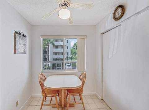 3146 Via Poinciana #203, Lake Worth FL - photo 10 of 18