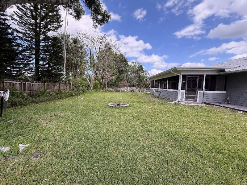 3 bedroom Single Family Residence at 2402 River Hammock Lane, River Hammock, Fort Pierce — photo 4