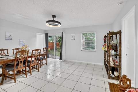 1411 NW 89th Avenue, Pembroke Pines FL - photo 12 of 55