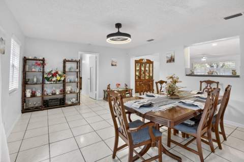 1411 NW 89th Avenue, Pembroke Pines FL - photo 14 of 55