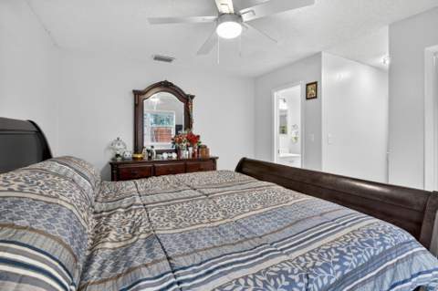 1411 NW 89th Avenue, Pembroke Pines FL - photo 18 of 55