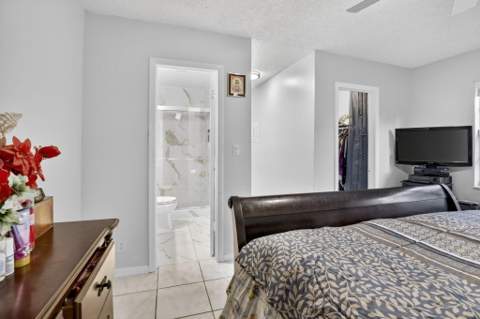 1411 NW 89th Avenue, Pembroke Pines FL - photo 19 of 55