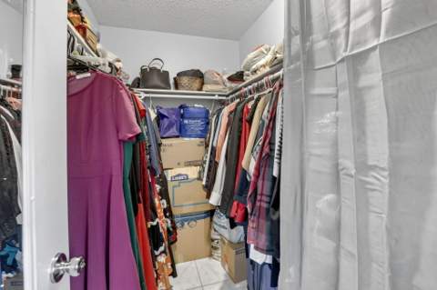 1411 NW 89th Avenue, Pembroke Pines FL - photo 23 of 55