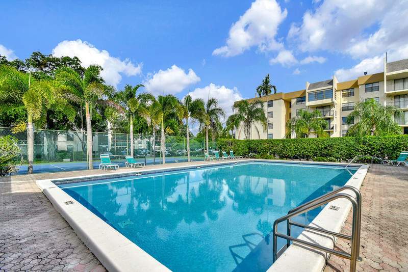 2 bedroom Condominium at 6190 Woodlands Boulevard #312, Gate Three Condo, Tamarac — photo 2