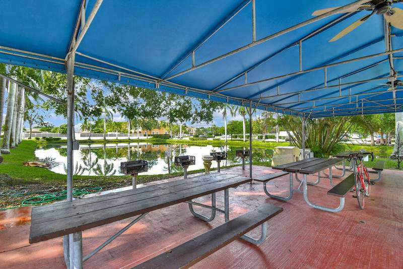 2 bedroom Condominium at 6190 Woodlands Boulevard #312, Gate Three Condo, Tamarac — photo 4