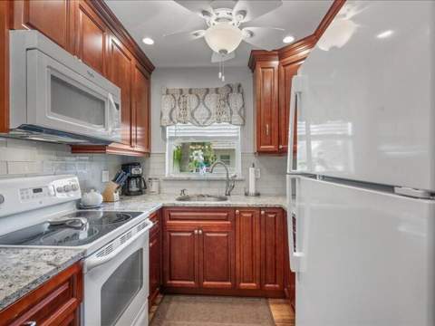 600 Snug Harbor Drive # A16, Boynton Beach FL - photo 12 of 31
