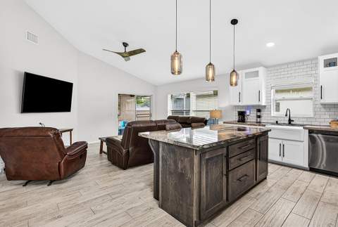 7876 Lake Champlain Court, Delray Beach FL - photo 6 of 40