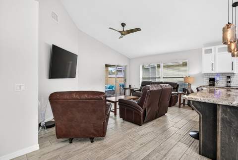 7876 Lake Champlain Court, Delray Beach FL - photo 9 of 40