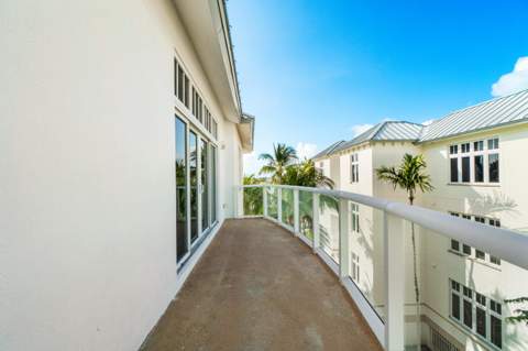 182 Lake Drive #5302, Palm Beach Shores FL - photo 19 of 45
