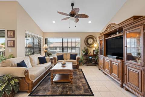3327 Jog Park Drive #4022, Greenacres FL - photo 7 of 45