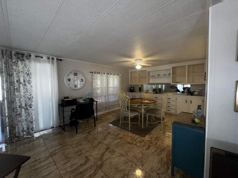 2 bedroom Mobile Home at 4242 3rd Court, Maralago-cay, Lantana — photo 3