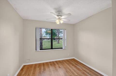 6105 Fairfield Circle, Greenacres FL - photo 15 of 55