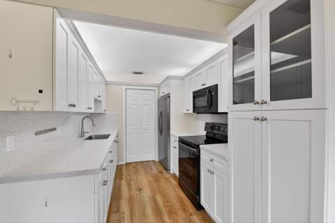 6105 Fairfield Circle, Greenacres FL - photo 17 of 55