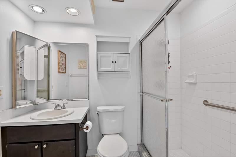 2 bedroom Villa at 6105 Fairfield Circle, Villages Of Woodlake 2, Greenacres — photo 5
