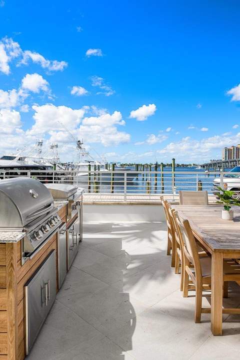 180 Lake Drive #2103, Palm Beach Shores FL - photo 13 of 41