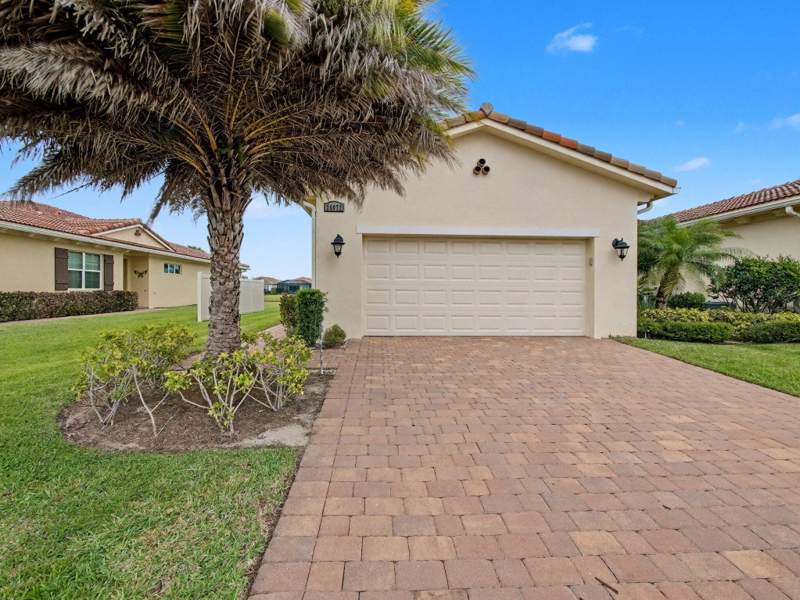 2 bedroom Villa at 24072 SW Firenze Way, Verano Pud No 1 Plat No 20, Port St. Lucie — photo 3