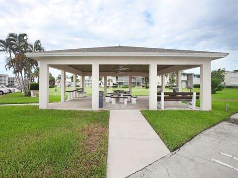 200 Horizon #102, Boynton Beach FL - photo 22 of 31