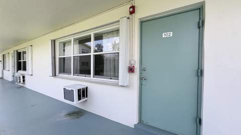 200 Horizon #102, Boynton Beach FL - photo 17 of 31