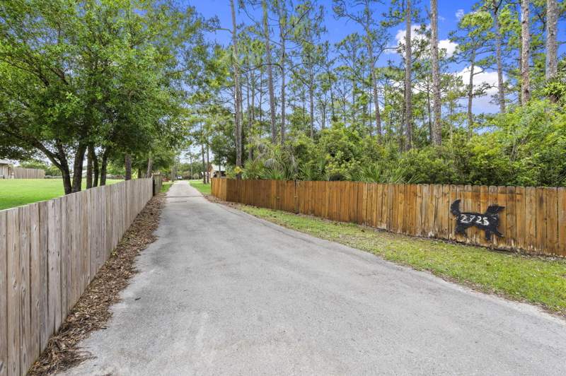 3 bedroom Single Family Residence at 2725 Twin Oaks Trail, Metes And Bounds, Fort Pierce — photo 4