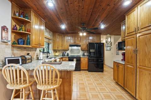 2725 Twin Oaks Trail, Fort Pierce FL - photo 17 of 74