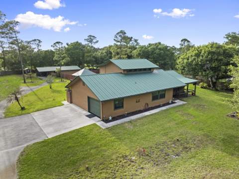 2725 Twin Oaks Trail, Fort Pierce FL - photo 11 of 74