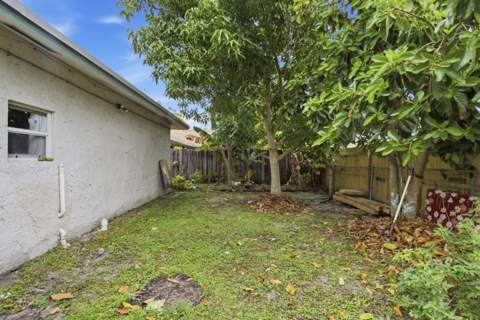 8230 SW 4th Place, North Lauderdale FL - photo 20 of 23