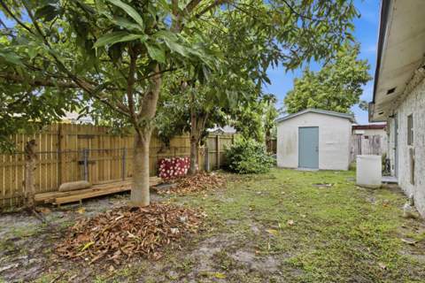 8230 SW 4th Place, North Lauderdale FL - photo 21 of 23