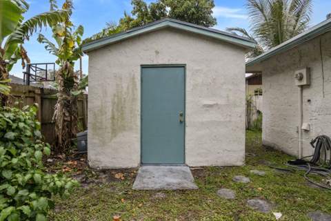 8230 SW 4th Place, North Lauderdale FL - photo 22 of 23