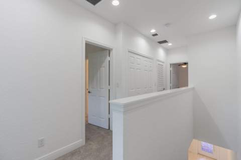 696 NE Waters Edge Lane, Port St. Lucie FL - photo 14 of 41