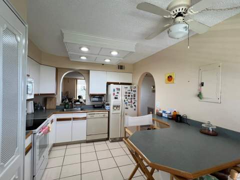 4570 NW 18th Avenue #606, Deerfield Beach FL - photo 15 of 21