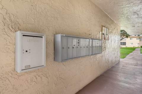 752 Lori Drive #219, Palm Springs FL - photo 22 of 33