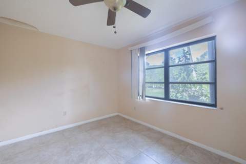 6149 Olivewood Circle, Greenacres FL - photo 6 of 11