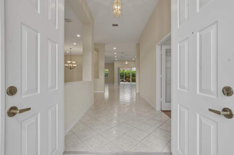 4 bedroom Single Family Residence at 2053 Quail Roost Drive, Sector 7-Parcel N-2, Weston — photo 5