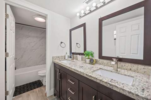 8421 Forest Hills Drive #104, Coral Springs FL - photo 10 of 33