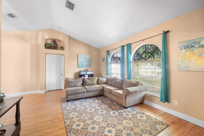 4 bedroom Single Family Residence at 5930 NW Theda Lane, Port St Lucie Section 48 1st Replat, Port St. Lucie — photo 4