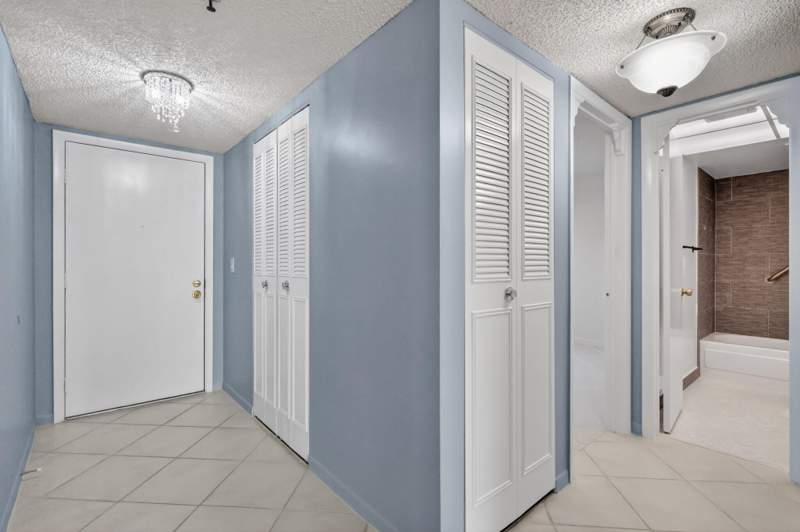 2 bedroom Condominium at 7770 Tahiti Lane #102, Sunrise Of Palm Beach Condo 1,2,3,4, 14 And 17, Lake Worth — photo 4