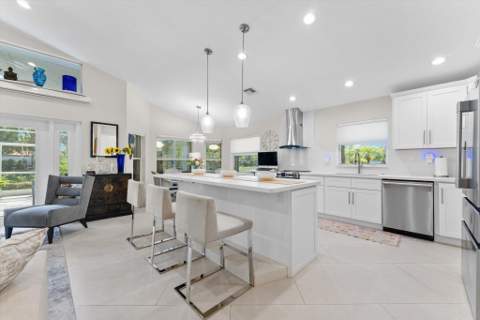 6854 Rienzo Street, Lake Worth FL - photo 12 of 47