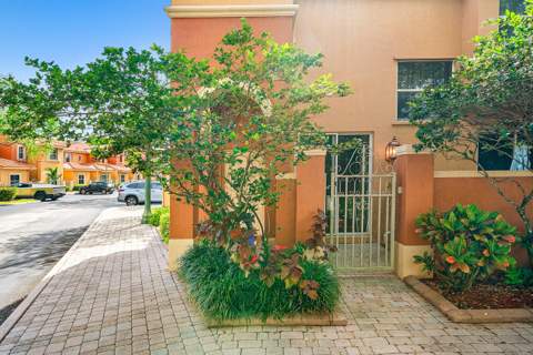 2280 Anchor Court #2606, Dania Beach FL - photo 6 of 23