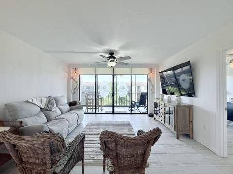 2424 N Federal Highway #407, Boynton Beach FL - photo 7 of 25
