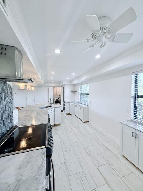2424 N Federal Highway #407, Boynton Beach FL - photo 21 of 25