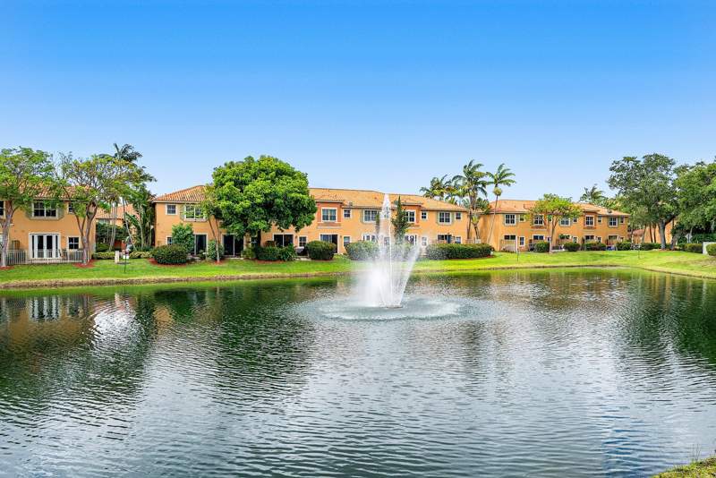3 bedroom Condominium at 2280 Anchor Court #2606, Villas At Harbor Isles Condo, Dania Beach — photo 4
