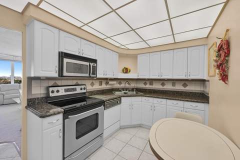 3233 NE 34th Street #1406, Fort Lauderdale FL - photo 6 of 37