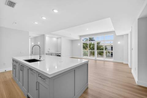 182 Lake Drive #5-301, Palm Beach Shores FL - photo 13 of 76