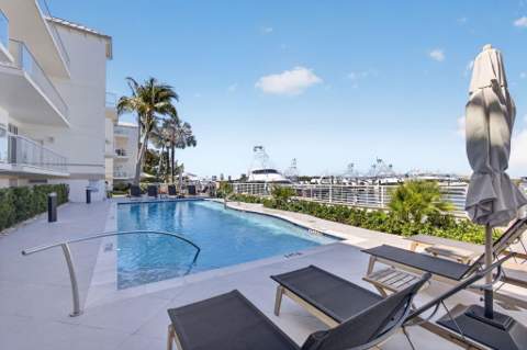 182 Lake Drive #5-301, Palm Beach Shores FL - photo 23 of 76